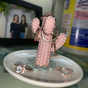 Cactus trinket holder (Lauren Conrad)